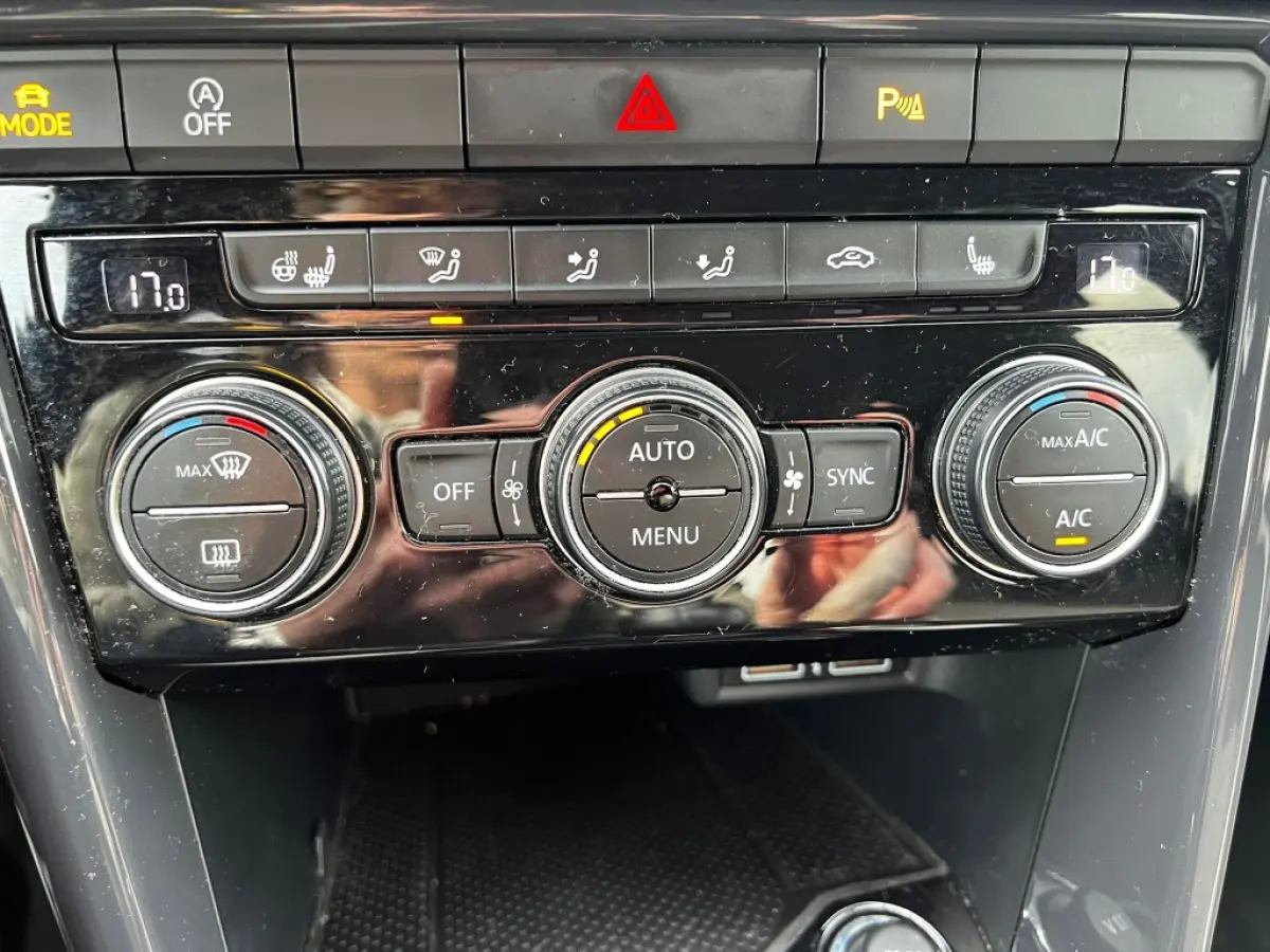 1.5TSI 150pk Sport | ACC | Camera | Carplay | Trekhaak | Navi | Climate