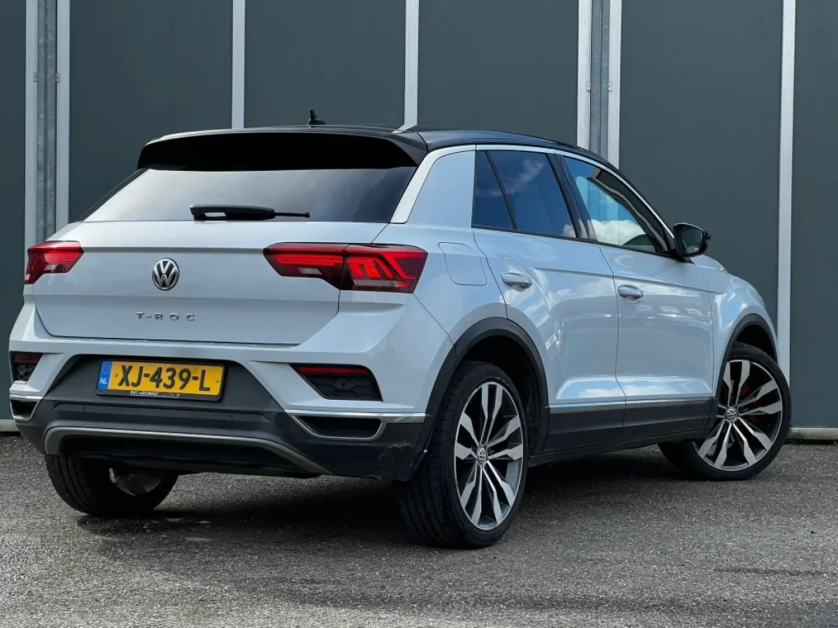 1.5TSI 150pk Sport | ACC | Camera | Carplay | Trekhaak | Navi | Climate
