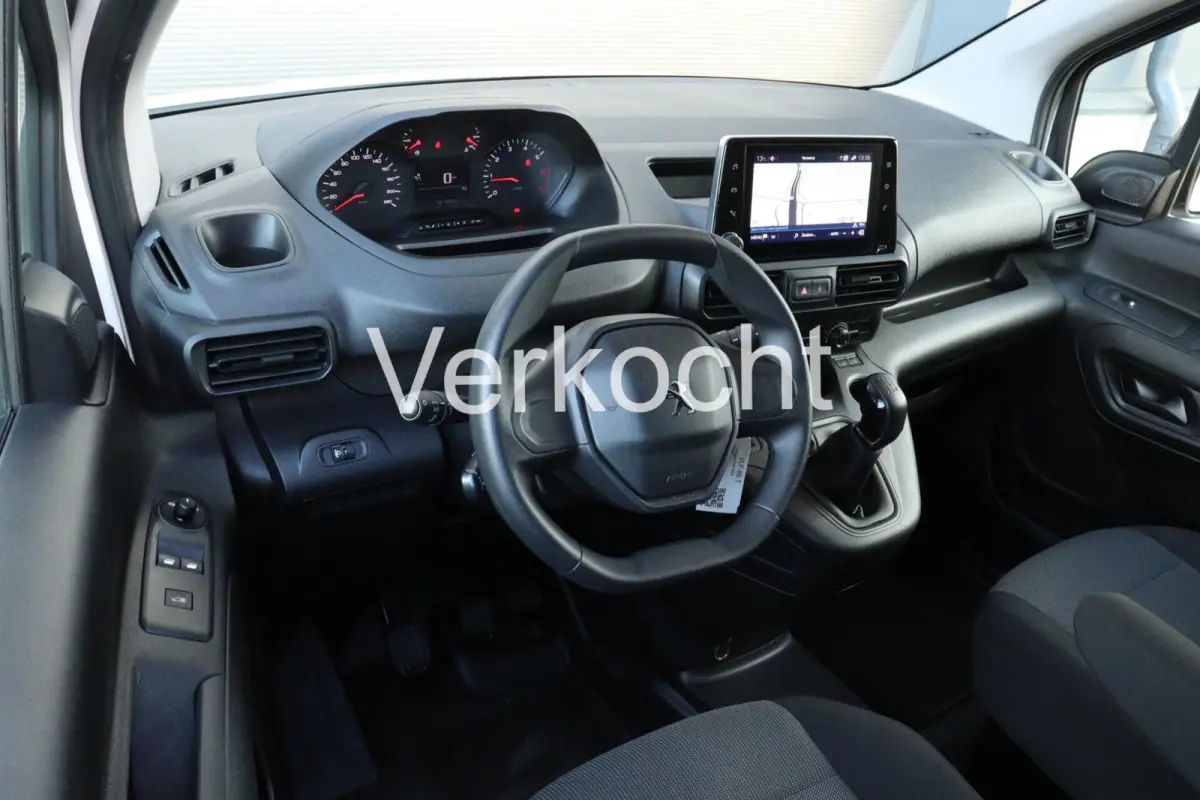 1.5 BlueHDI PRO l NAVI l CAMERA l PDC l DEALER ONDERHOUDEN
