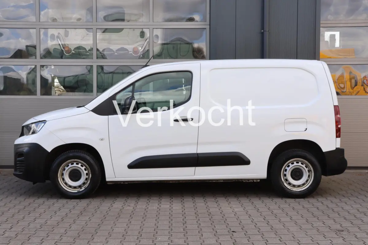 1.5 BlueHDI PRO l NAVI l CAMERA l PDC l DEALER ONDERHOUDEN
