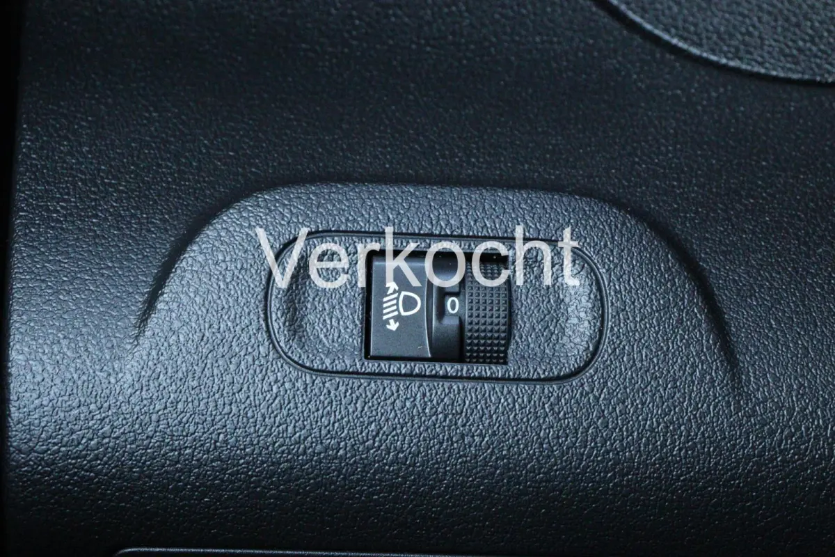 1.5 BlueHDI PRO l NAVI l CAMERA l PDC l DEALER ONDERHOUDEN