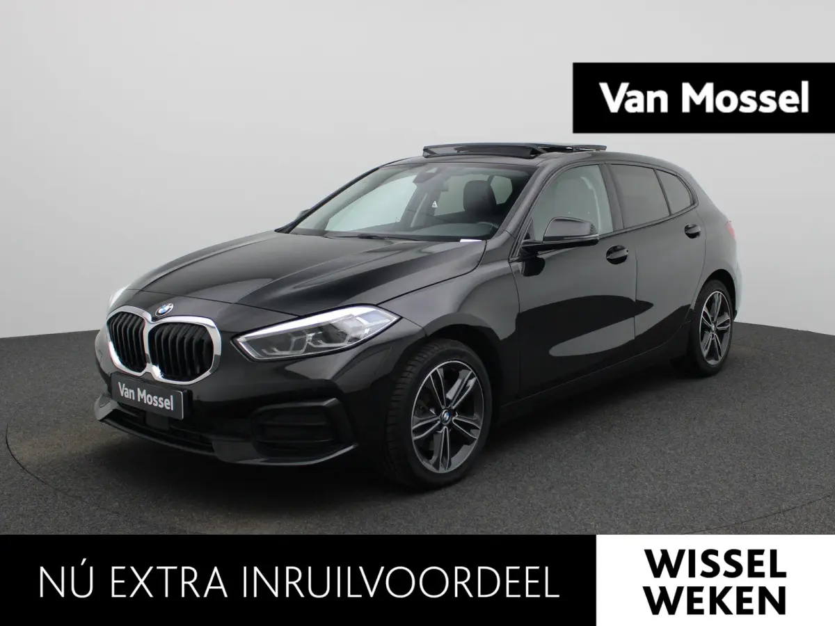 Hatch 118i Automaat | Panoramadak | Leder | Camera | Harman Kardon | Navigatie