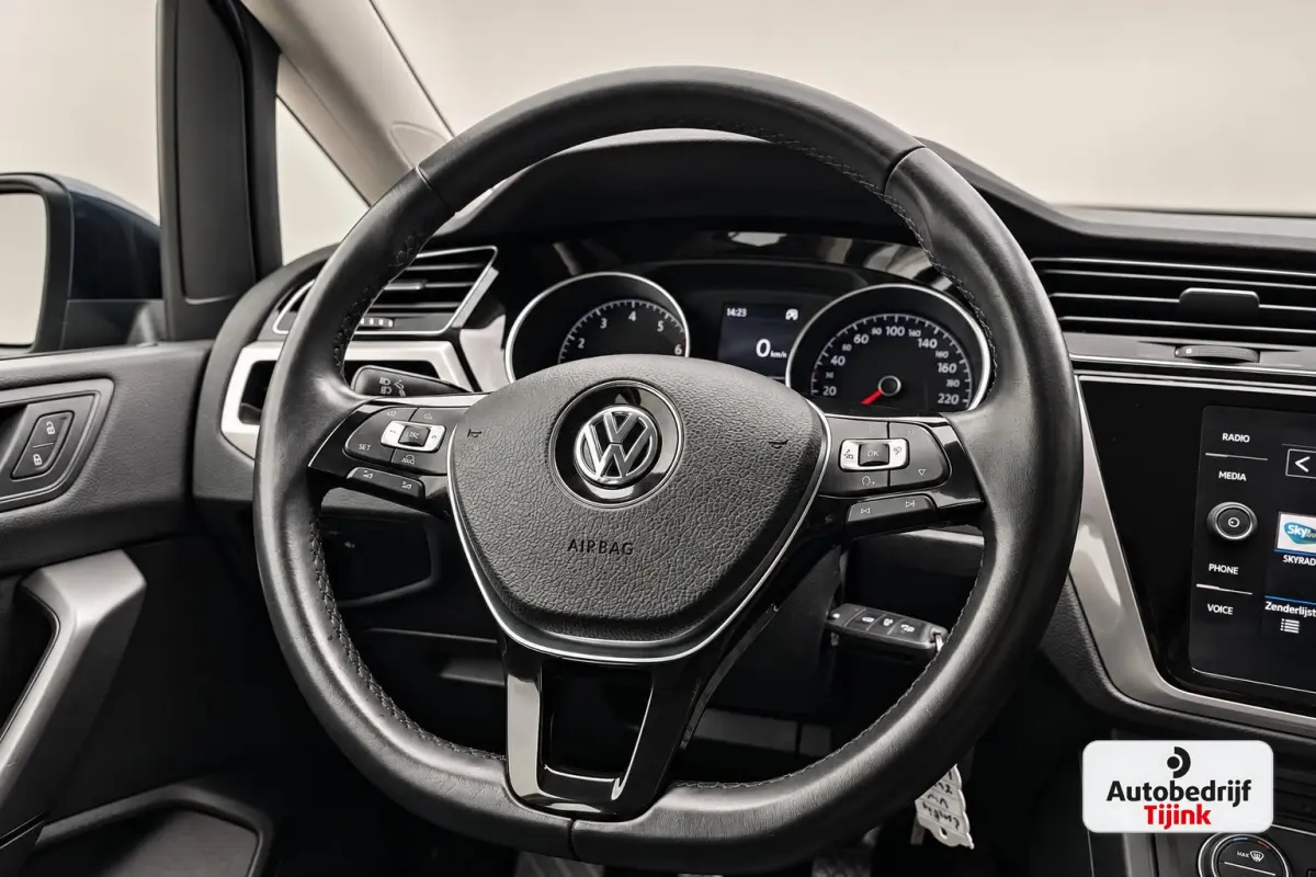 1.2 TSI Comfortline 7-persoons | Climatronic | Trekhaak | LMV | Cruise | App-connect |