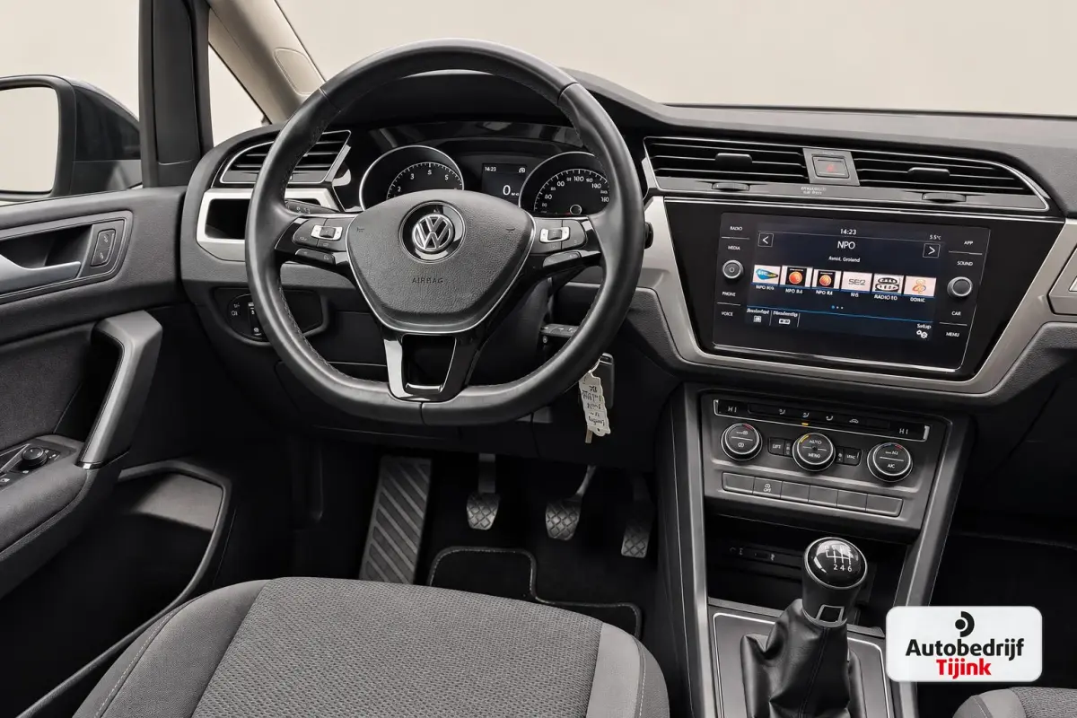 1.2 TSI Comfortline 7-persoons | Climatronic | Trekhaak | LMV | Cruise | App-connect |