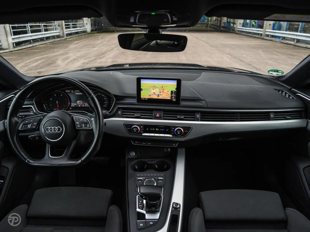 2.0 TDI Sport Pro Line 190 PK Automaat | Trekhaak | Camera | Navigatie | Xenon | Cruise Control | ECC | Sportstoelen | 18" | NL Auto