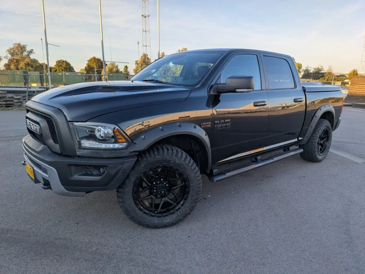 1500 5.7 V8 4x4 Crew Cab 5'7 Rebel Leder, Luchtvering, Trekh 3500