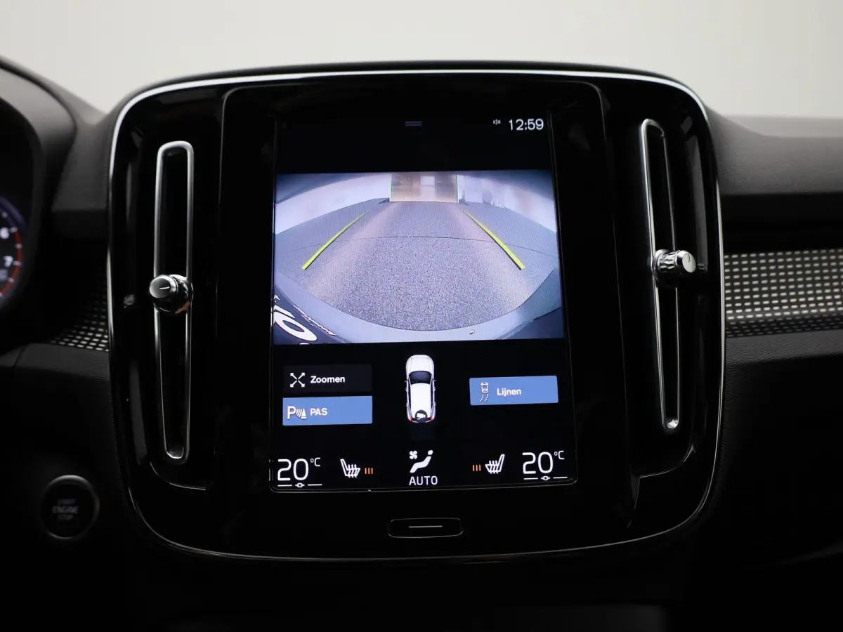 2.0 B4 AWD R-Design | Automaat | Apple Carplay/Android Auto | Achteruitrijcamera | Stoelverwarming | Parkeersensoren |