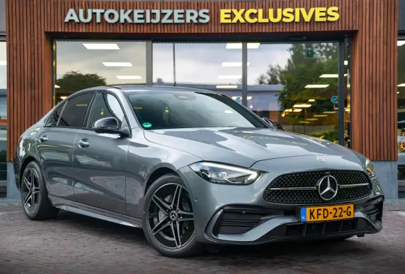 180 Business Solution AMG Burmester Stuurverw. Adapt. Cruise LED Leer Alcantara AMG