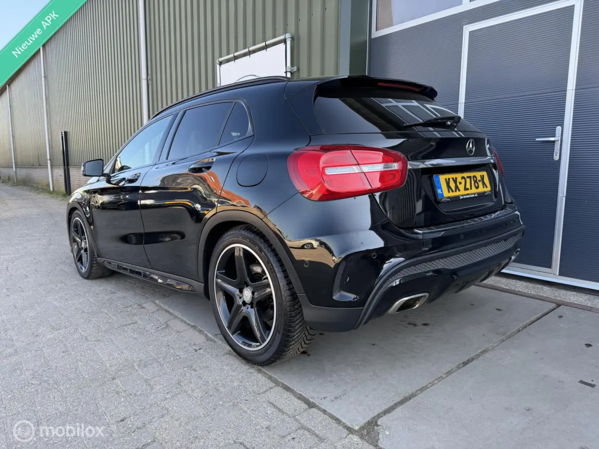 180 AMG Night Edition|Xenon|Getint glas|