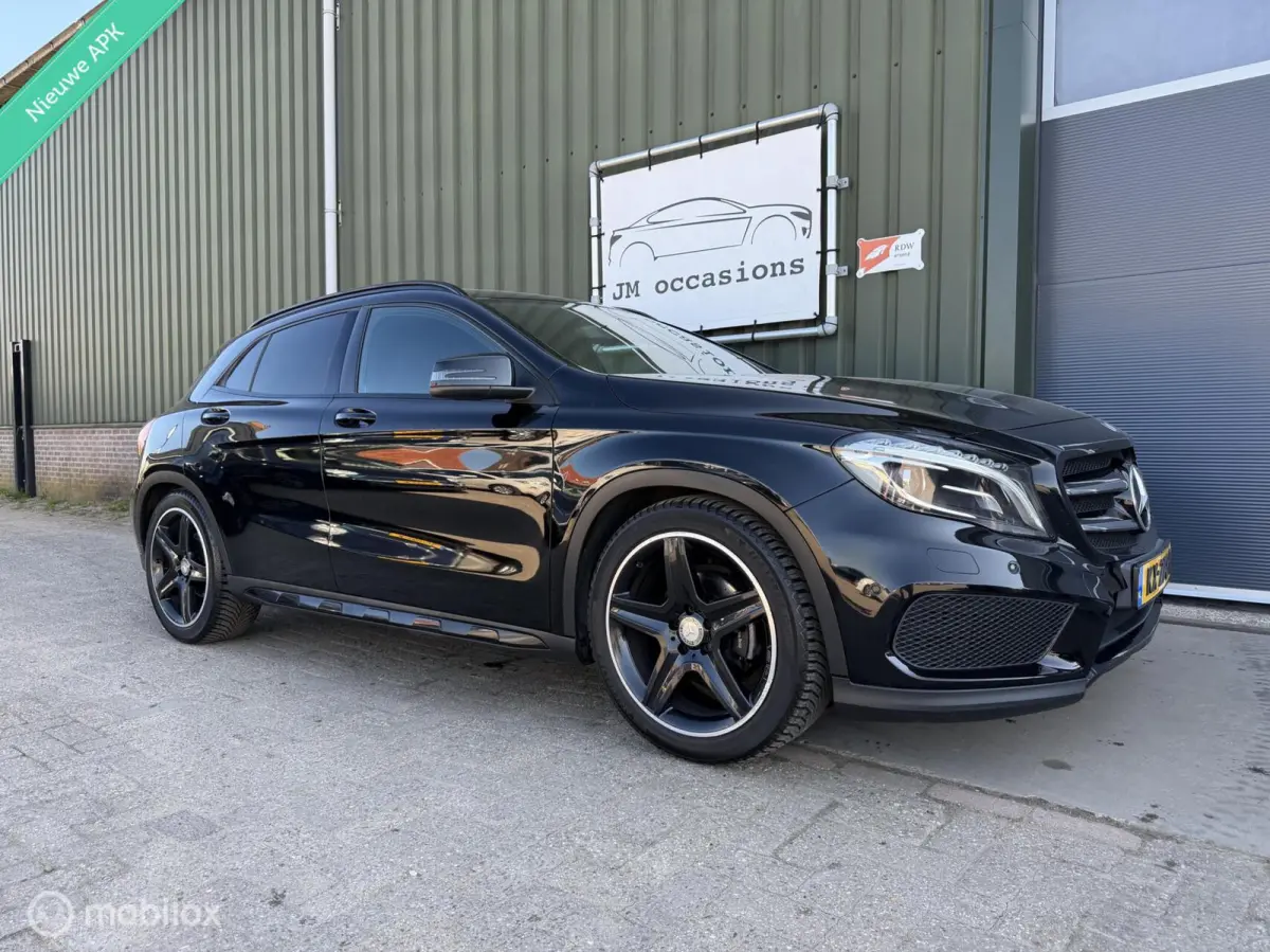 180 AMG Night Edition|Xenon|Getint glas|