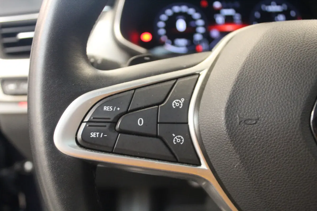 1.3 TCe 140 l Pano Dak l Cruise Control l BLIS l Lane Assist l Achteruitrijcamera l Clima l Navi l  l Apple Car Play/ Android Auto l 18 Inch