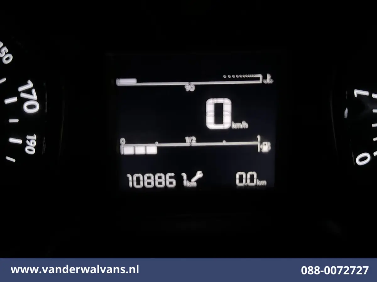1.5 BlueHDI L2H1 Euro6 Airco | Camera | Cruisecontrol | Trekhaak | Sidebars Parkeersensoren