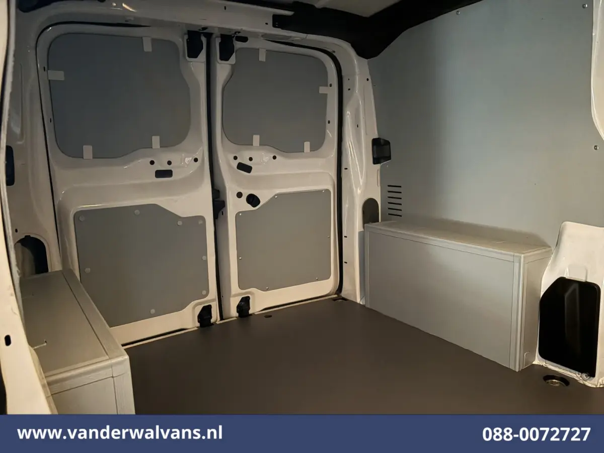 1.5 BlueHDI L2H1 Euro6 Airco | Camera | Cruisecontrol | Trekhaak | Sidebars Parkeersensoren