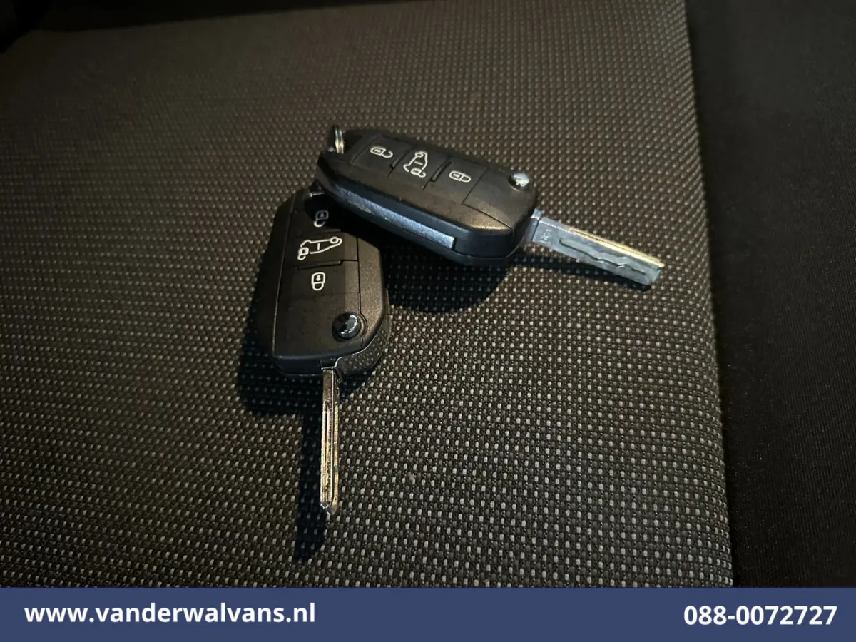 1.5 BlueHDI L2H1 Euro6 Airco | Camera | Cruisecontrol | Trekhaak | Sidebars Parkeersensoren