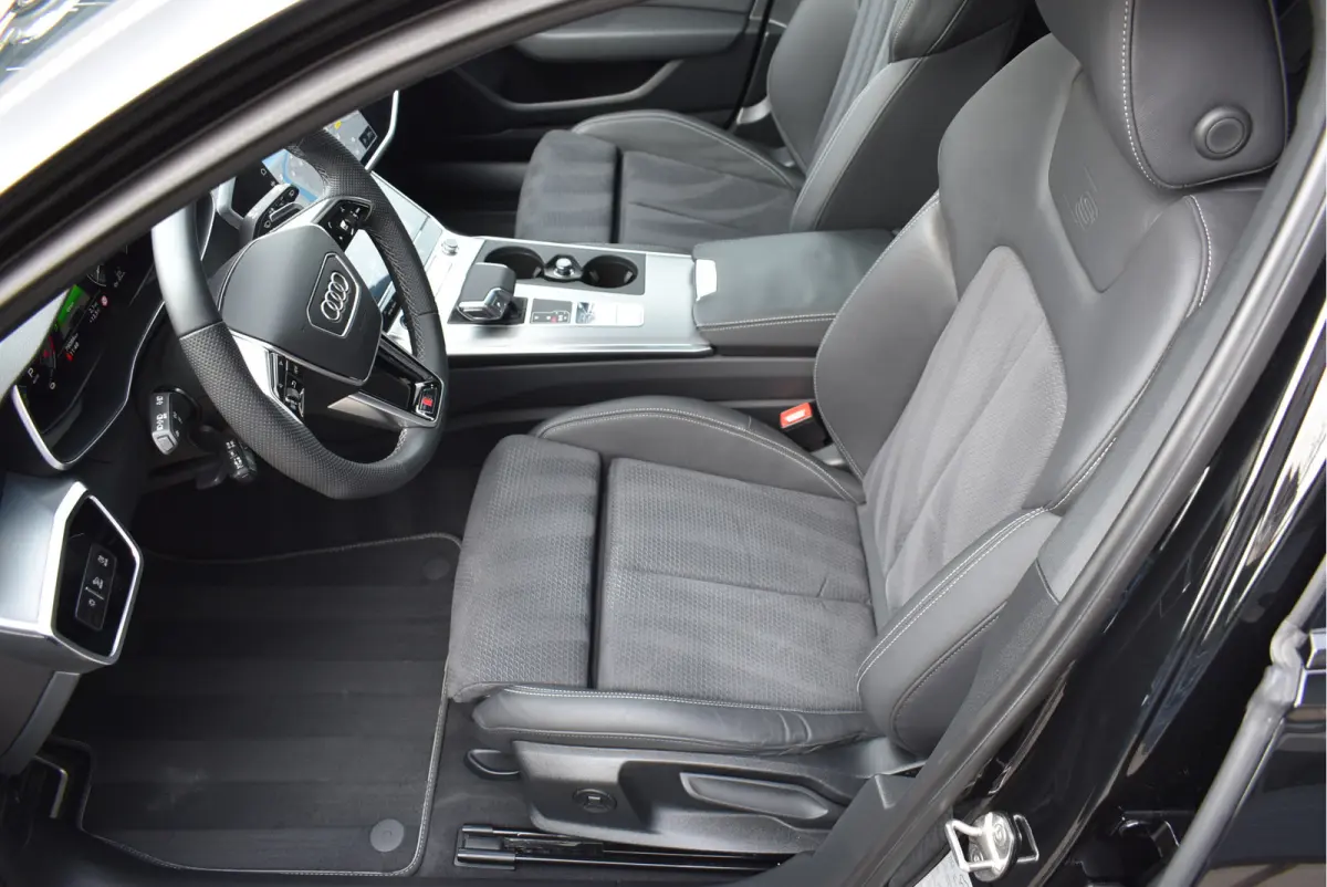 50 TFSI e Quattro S-Line SOH 100% Pano Matrix Leder Trekhaak S6 Diffusor 21 Inch