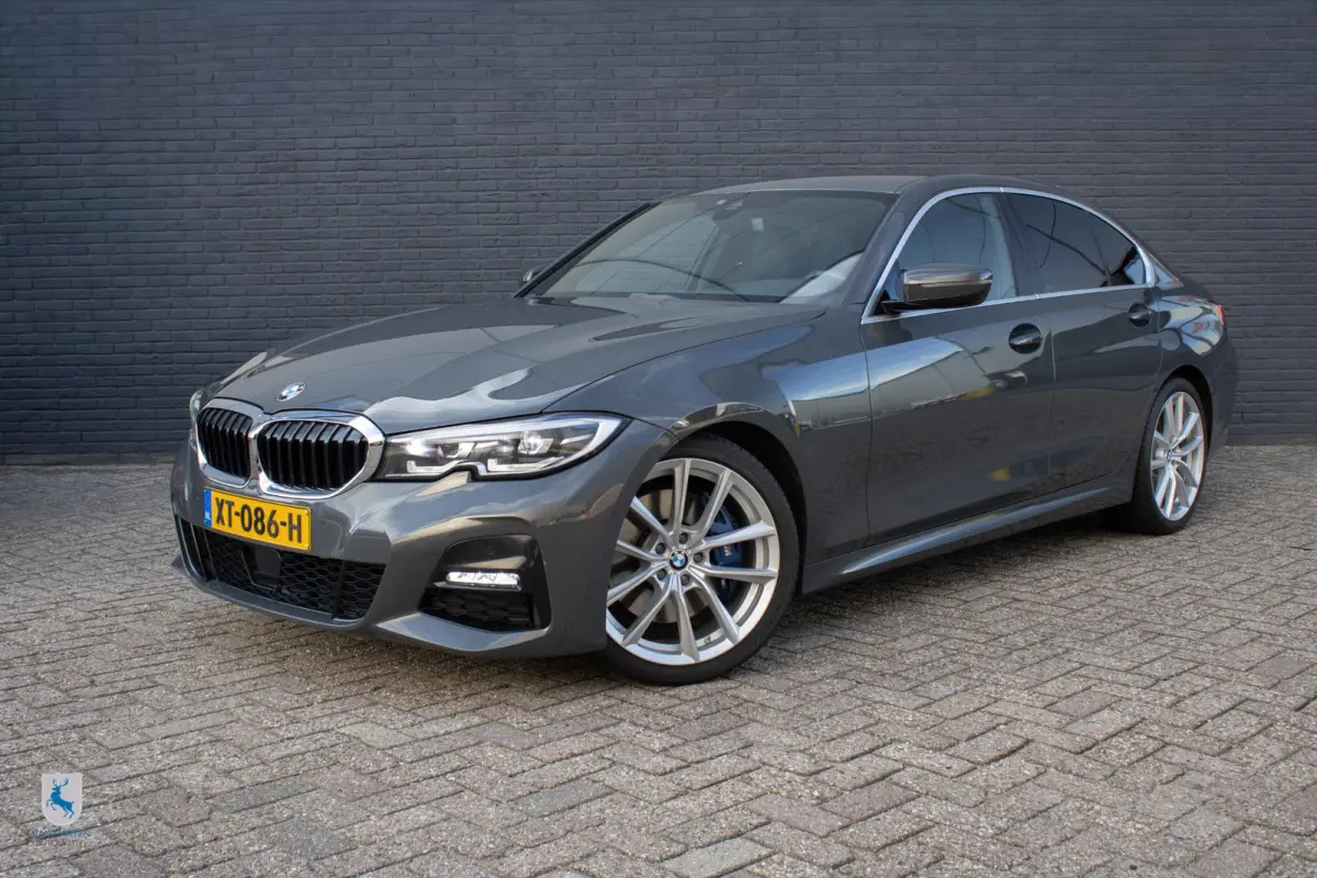 330i High Executive Edition M-sport / Dravit Grau / Head-up / 19'' Breyton / Elek. Trekhaak