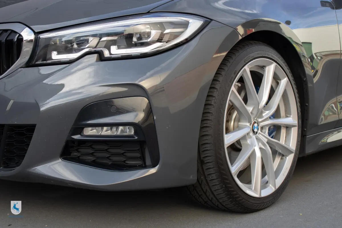 330i High Executive Edition M-sport / Dravit Grau / Head-up / 19'' Breyton / Elek. Trekhaak