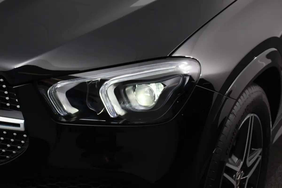 350 e 4MATIC PHEV AMG Panorma dak Burmester surround system Trekhaak Night pakket Camera 360 Climate Control Navigatie Lichtmetalen velgen