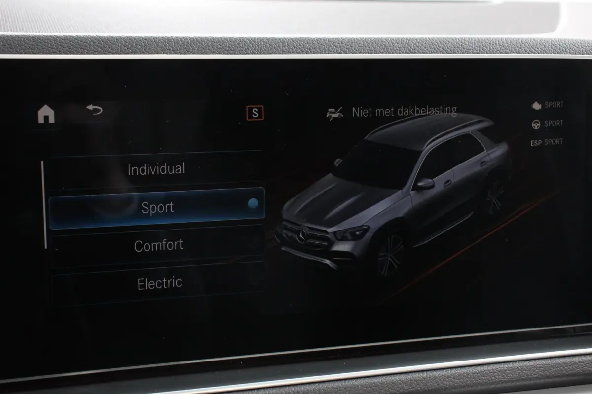 350 e 4MATIC PHEV AMG Panorma dak Burmester surround system Trekhaak Night pakket Camera 360 Climate Control Navigatie Lichtmetalen velgen