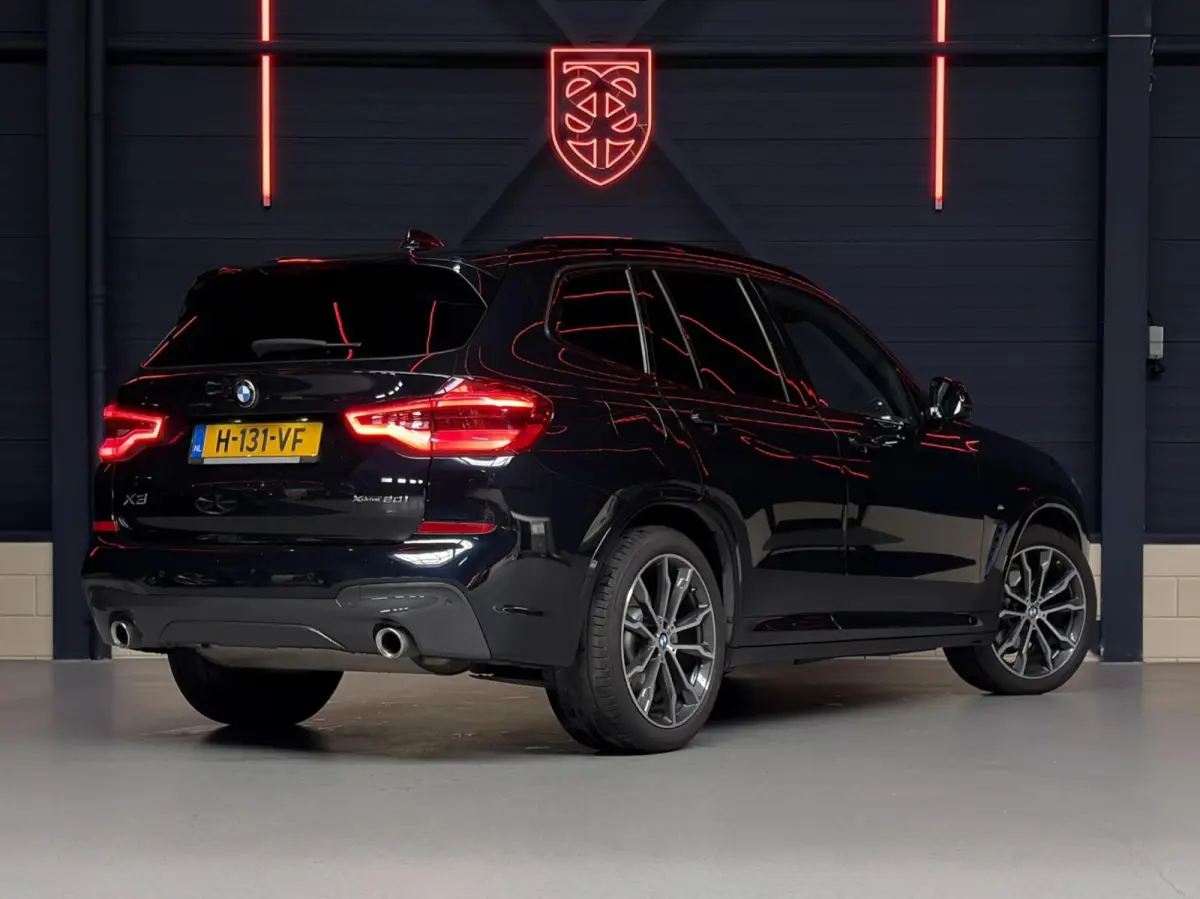 xDrive20i High Exec. |M-SPORT|LEDER|MEMORY|KEYLESS|20"