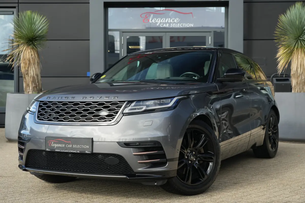 3.0 V6 AWD First Edition | 300PK | Pano | Meridian | 360° | Trekhaak | HUD | Land Rover Range Rover Velar First Edition 300 PK met 3.0 V6 diesel, panoramadak, Meridian Signature Sound Syste