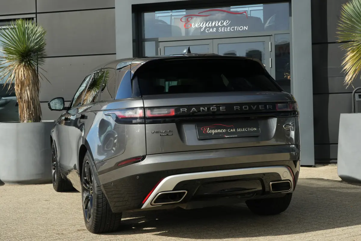 3.0 V6 AWD First Edition | 300PK | Pano | Meridian | 360° | Trekhaak | HUD | Land Rover Range Rover Velar First Edition 300 PK met 3.0 V6 diesel, panoramadak, Meridian Signature Sound Syste