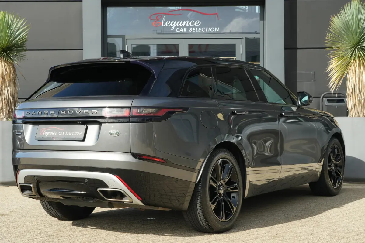3.0 V6 AWD First Edition | 300PK | Pano | Meridian | 360° | Trekhaak | HUD | Land Rover Range Rover Velar First Edition 300 PK met 3.0 V6 diesel, panoramadak, Meridian Signature Sound Syste