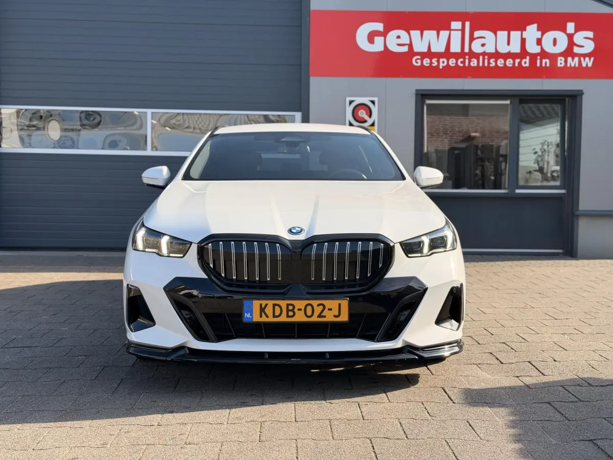 530e xDrive M-Sport