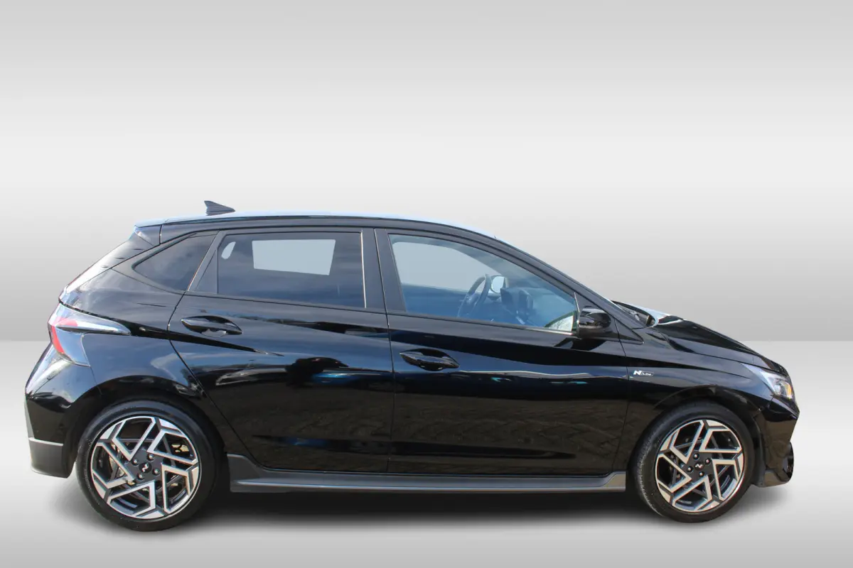 1.2 MPI N-LINE l Cruise Control l Lane Assist l BLIS l PDC Achter l Achteruitrijcamera l Airco l Navi l DAB l Bluetooth
