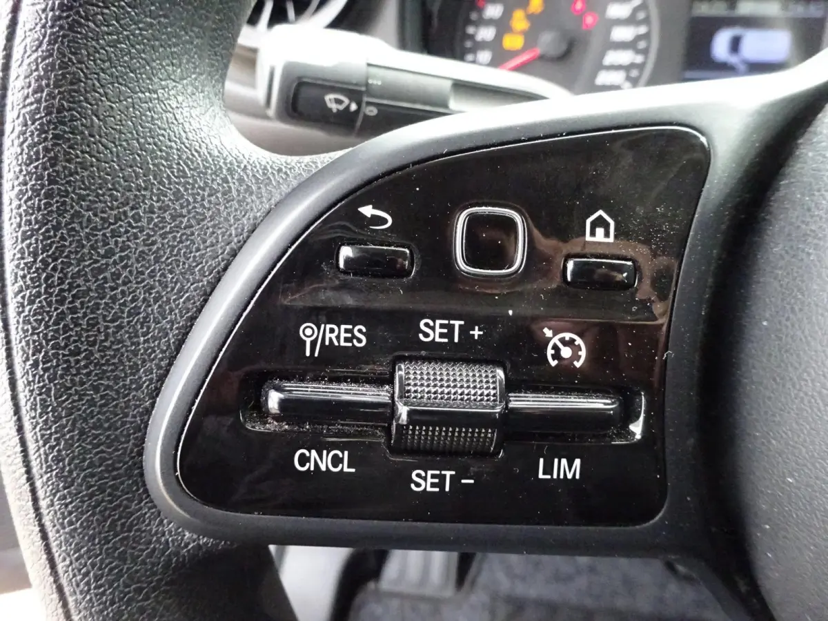 108 CDI L1 Pro MBUX AIRCO CRUISE CONTROL NAVIGATIE