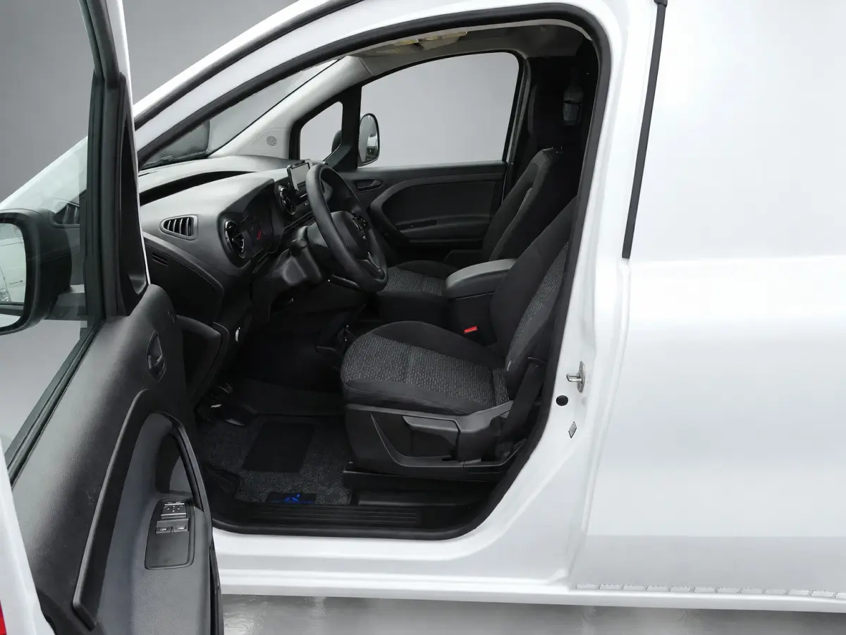 108 CDI L1 Pro MBUX AIRCO CRUISE CONTROL NAVIGATIE