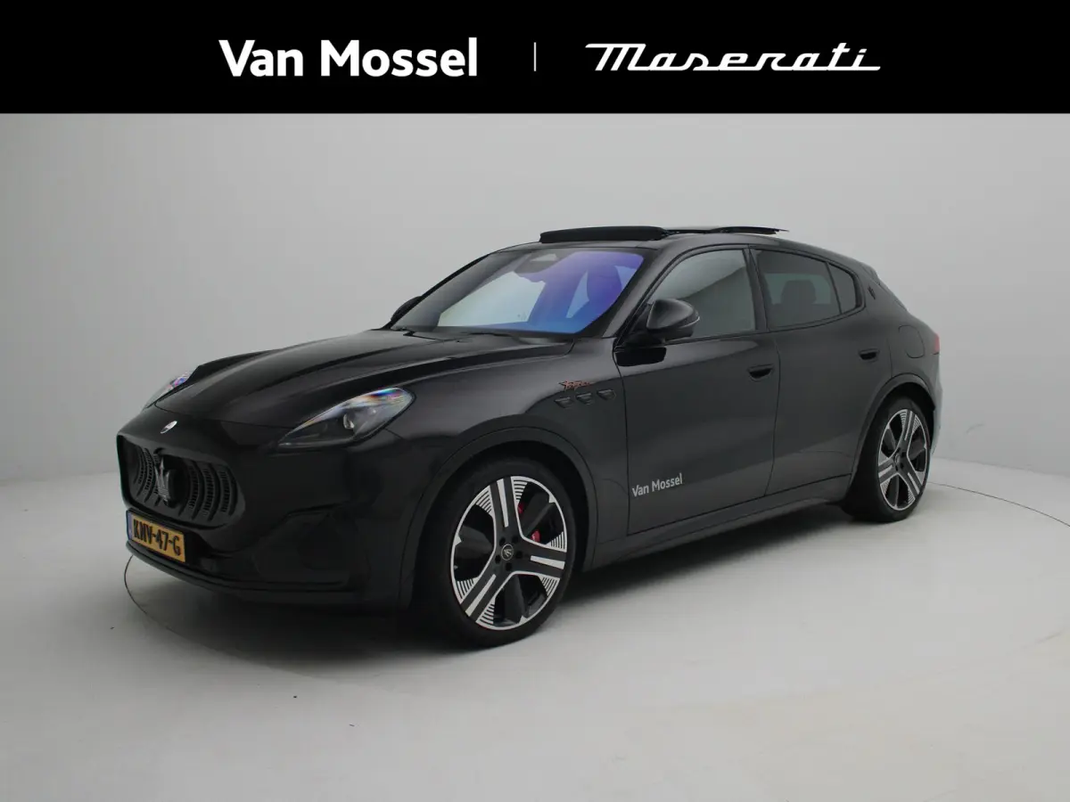 AWD Folgore 105kWh | Sonus faber audio | 3D Carbon Trim | Panorama dak | Voorraad model |