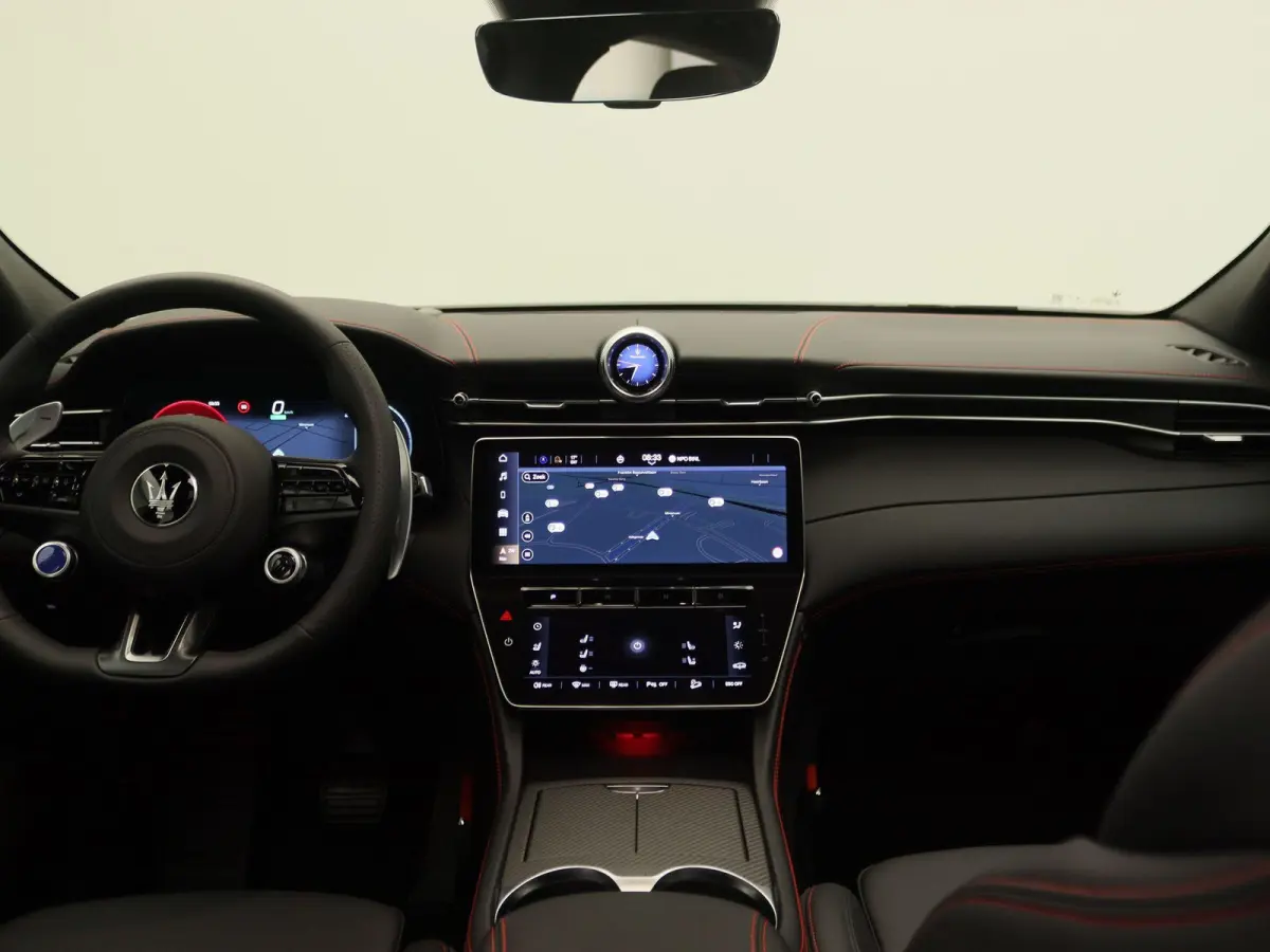 AWD Folgore 105kWh | Sonus faber audio | 3D Carbon Trim | Panorama dak | Voorraad model |