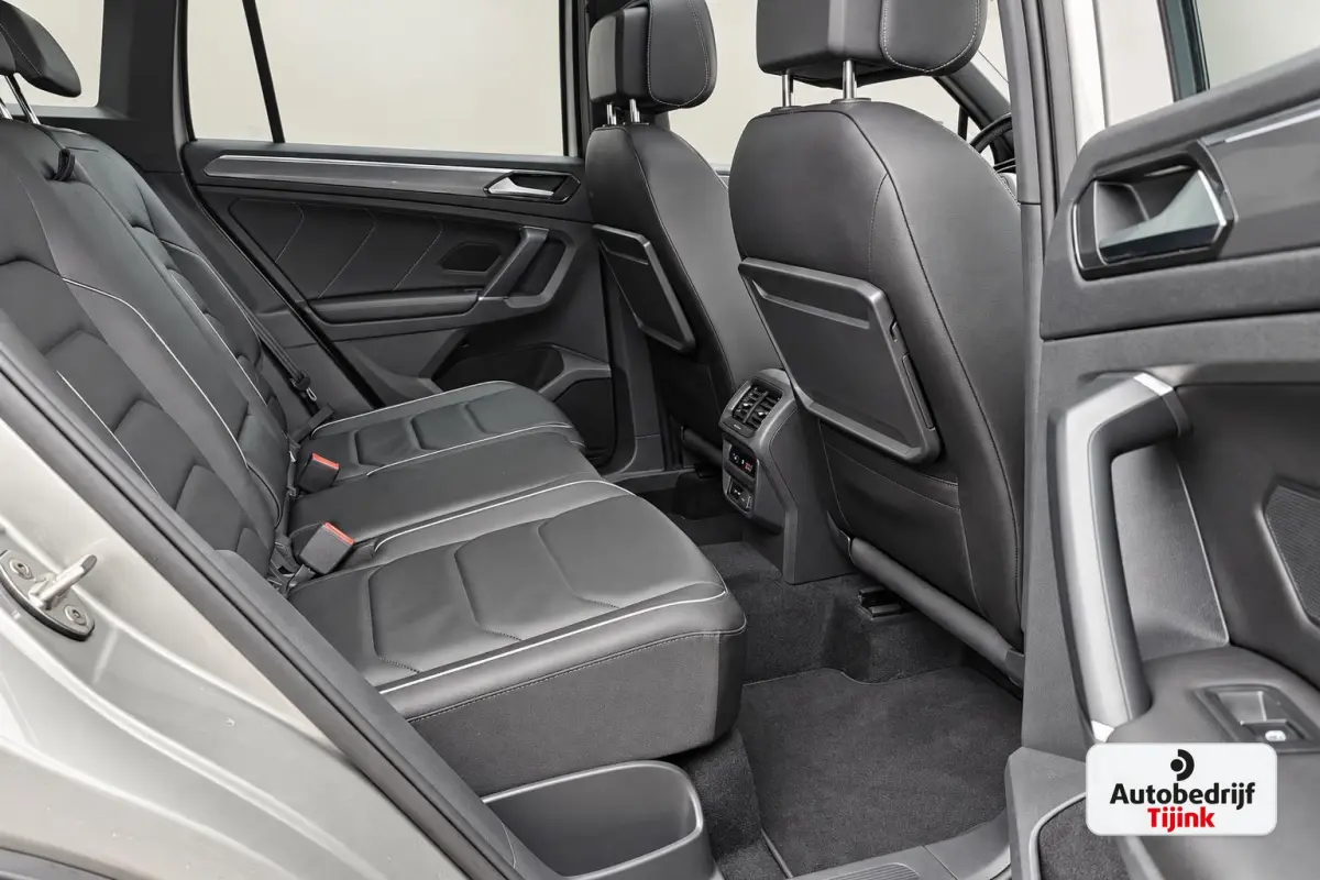 2.0 TSI 4MOTION 220PK R-Line | Pano | HUD | Dynaudio | Leder | Stoelverwarming | 360 camera | Lane/Park/Light Assist |  Vol |