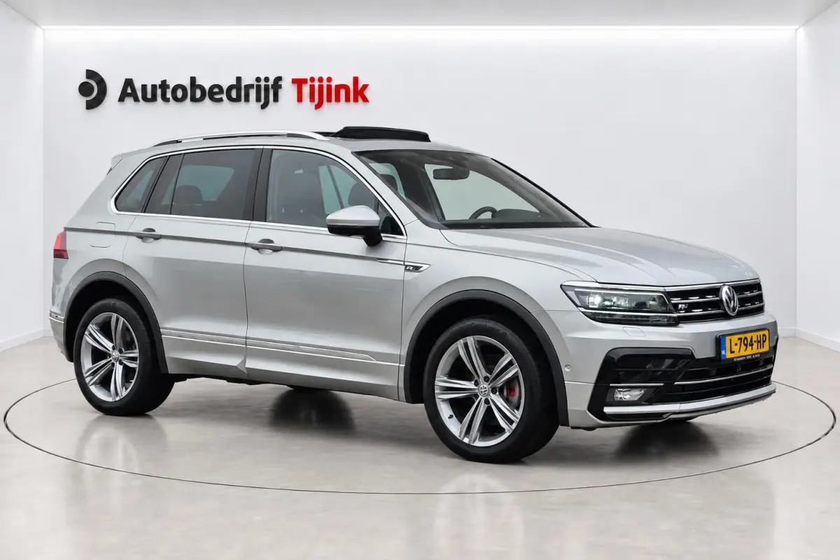 2.0 TSI 4MOTION 220PK R-Line | Pano | HUD | Dynaudio | Leder | Stoelverwarming | 360 camera | Lane/Park/Light Assist |  Vol |
