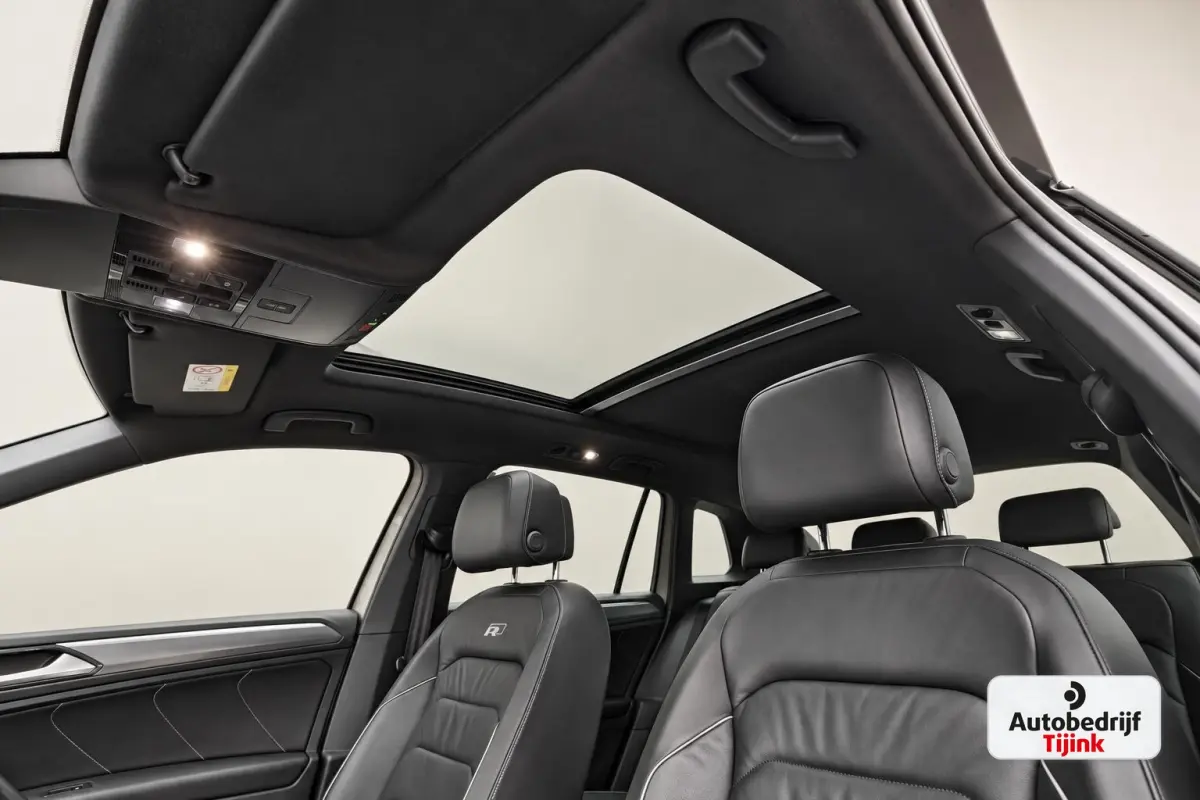 2.0 TSI 4MOTION 220PK R-Line | Pano | HUD | Dynaudio | Leder | Stoelverwarming | 360 camera | Lane/Park/Light Assist |  Vol |