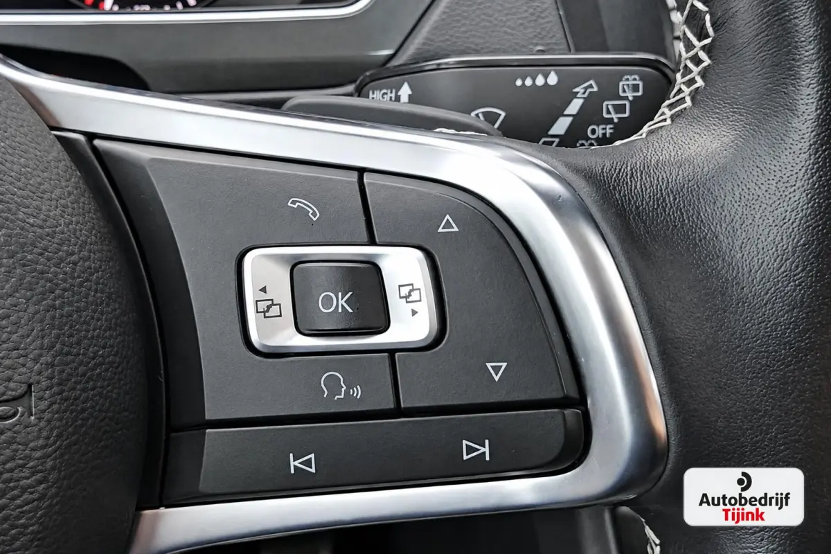 2.0 TSI 4MOTION 220PK R-Line | Pano | HUD | Dynaudio | Leder | Stoelverwarming | 360 camera | Lane/Park/Light Assist |  Vol |