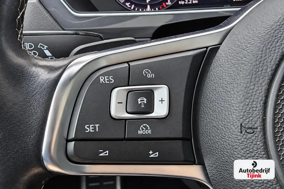 2.0 TSI 4MOTION 220PK R-Line | Pano | HUD | Dynaudio | Leder | Stoelverwarming | 360 camera | Lane/Park/Light Assist |  Vol |