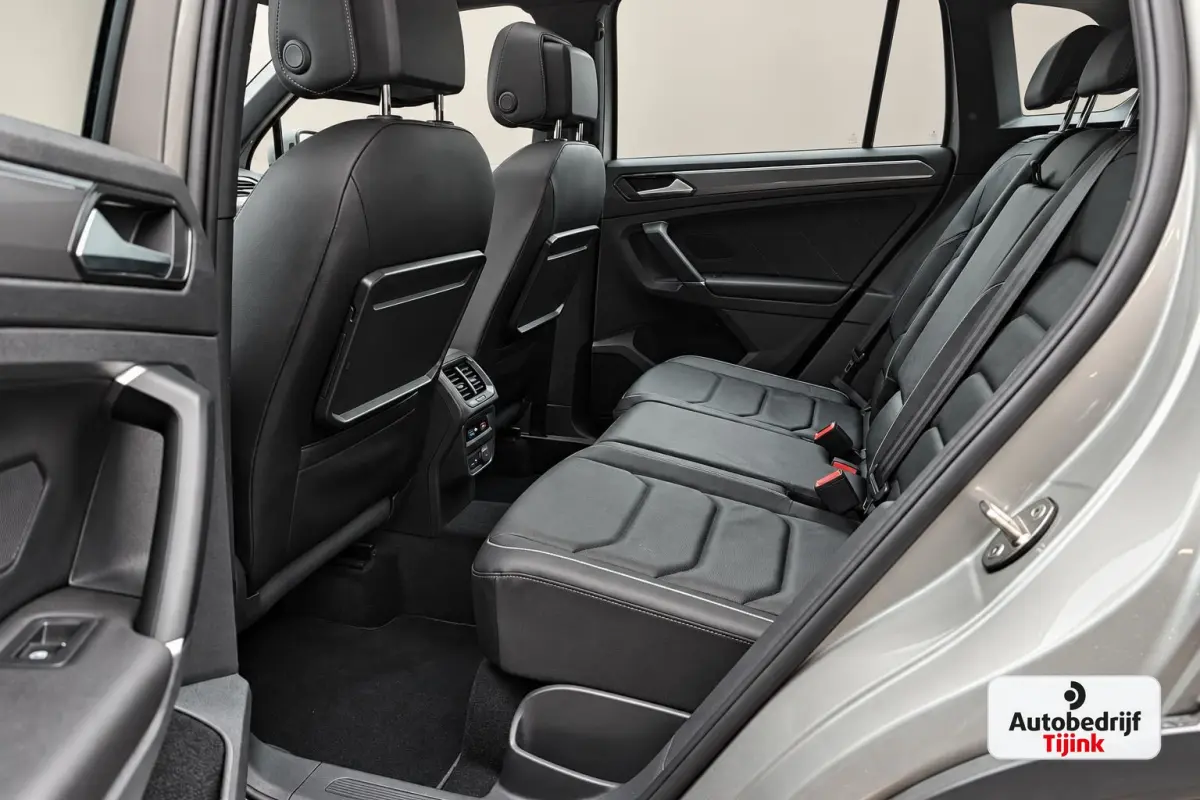 2.0 TSI 4MOTION 220PK R-Line | Pano | HUD | Dynaudio | Leder | Stoelverwarming | 360 camera | Lane/Park/Light Assist |  Vol |