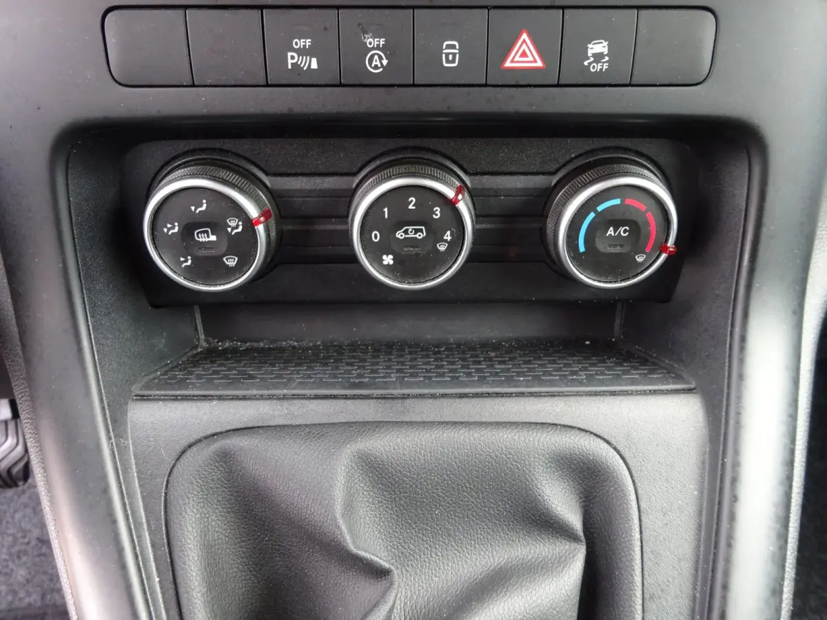 108 CDI L1 Pro MBUX AIRCO CRUISE CONTROL NAVIGATIE