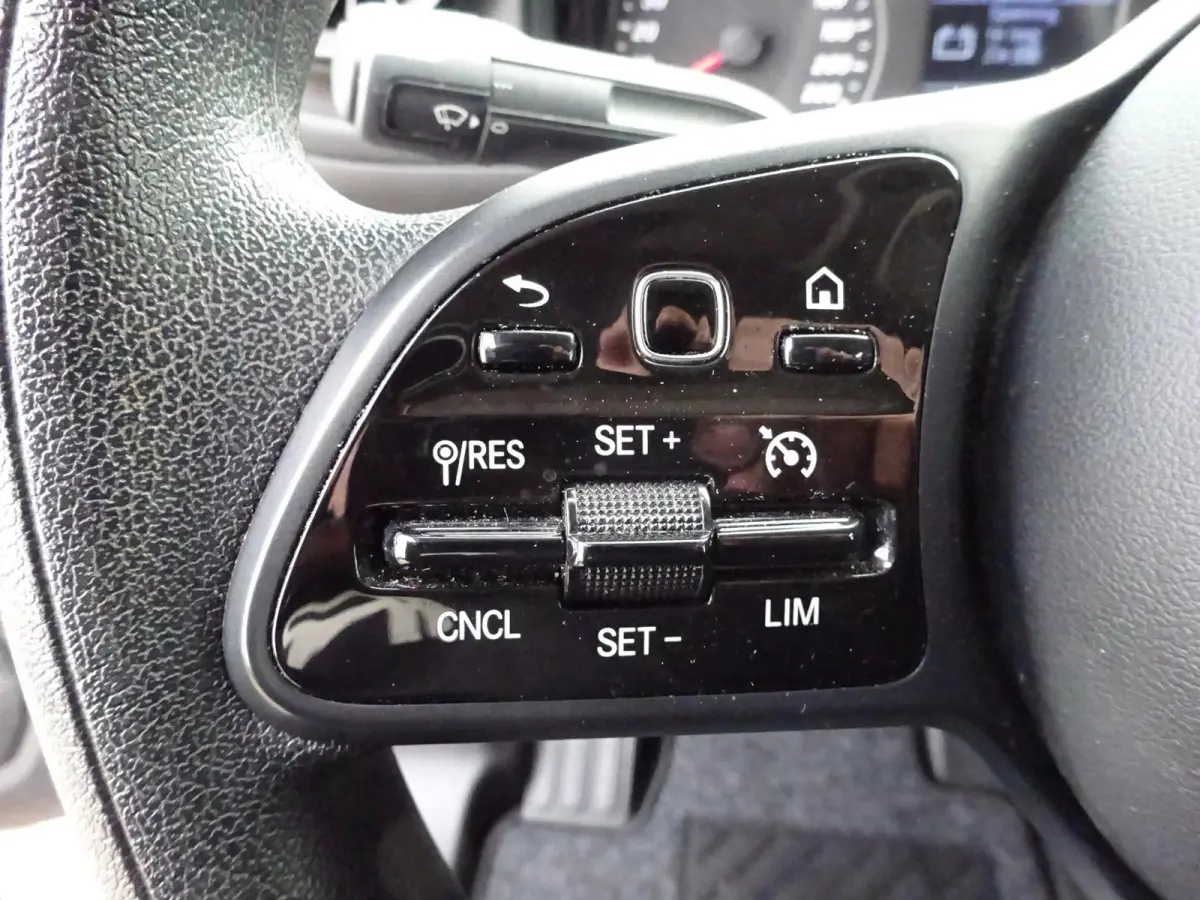 108 CDI L1 Pro MBUX AIRCO CRUISE CONTROL NAVIGATIE