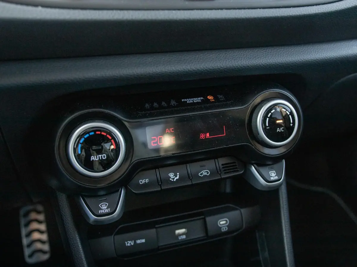 1.0 GDi GT-Line 5p. | 5 zits! | Mooie sportieve Picanto | Sunroof | Leder | Stoel & Stuurverwarming