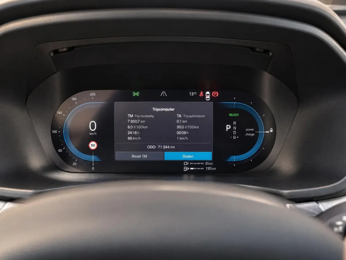 2.0 T6 Plug-in hybrid AWD Plus Bright