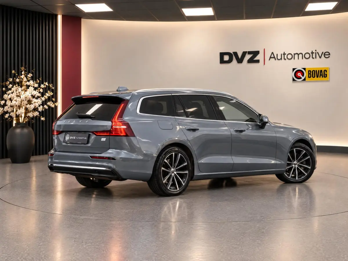 2.0 T6 Plug-in hybrid AWD Plus Bright