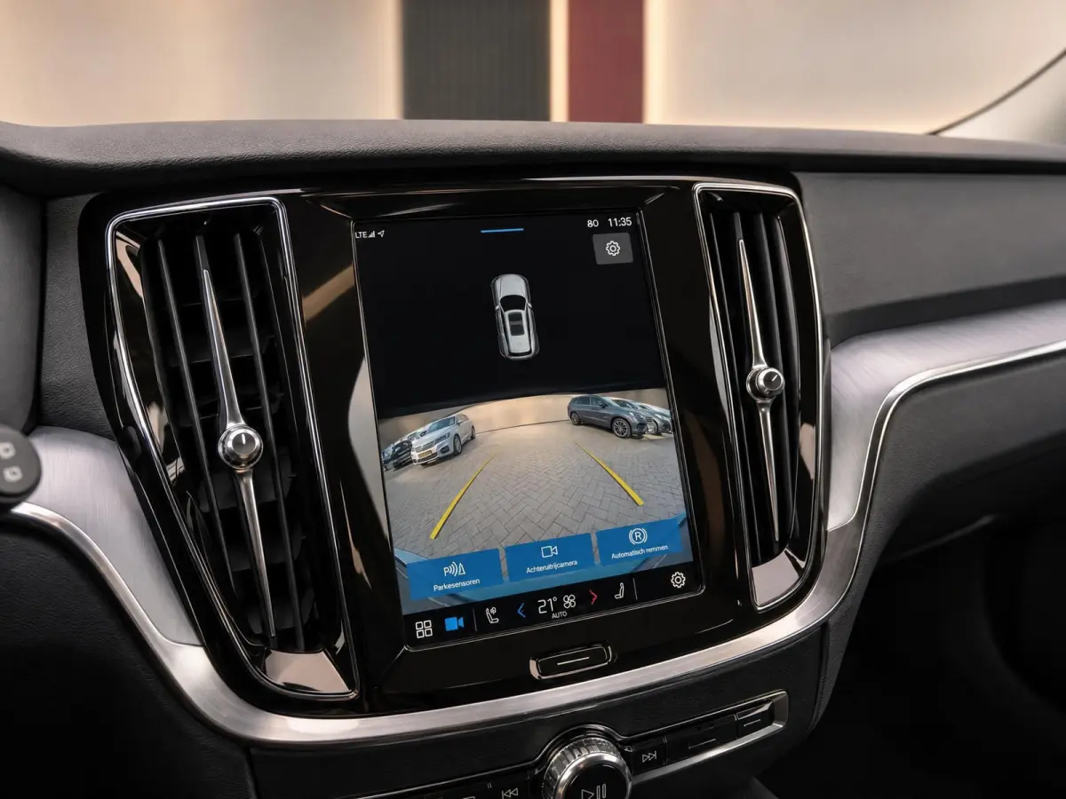 2.0 T6 Plug-in hybrid AWD Plus Bright