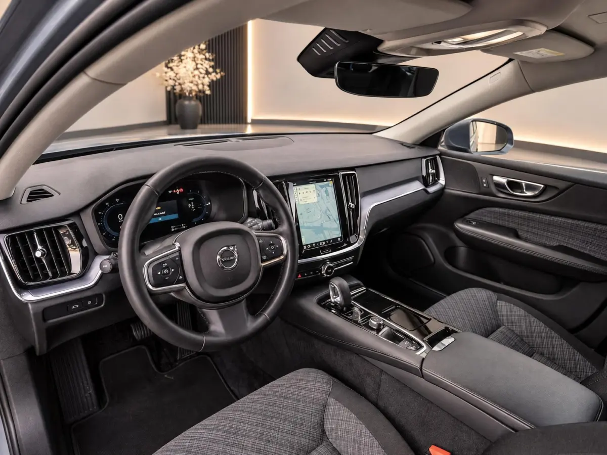 2.0 T6 Plug-in hybrid AWD Plus Bright
