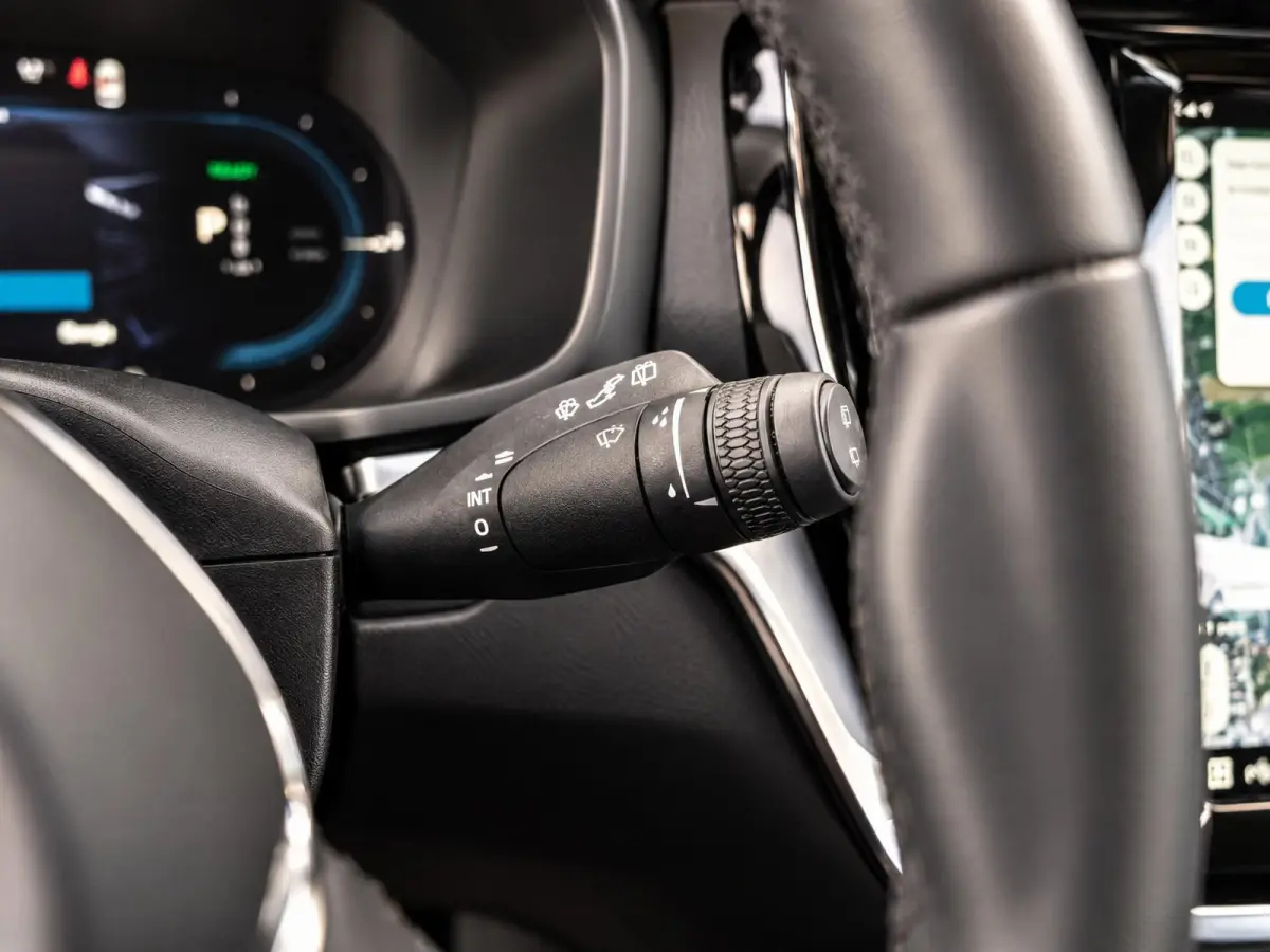 2.0 T6 Plug-in hybrid AWD Ultimate Bright