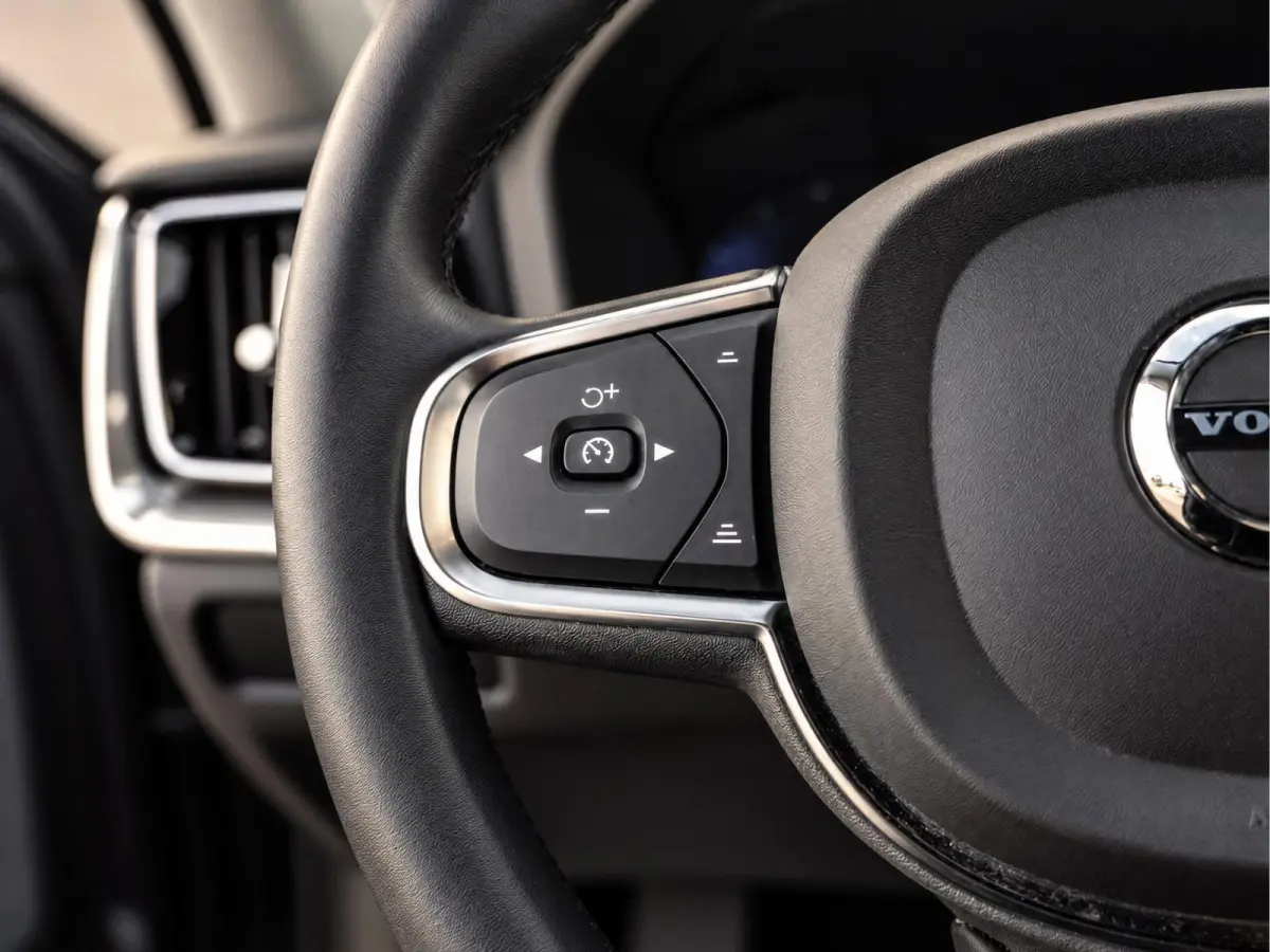 2.0 T6 Plug-in hybrid AWD Ultimate Bright
