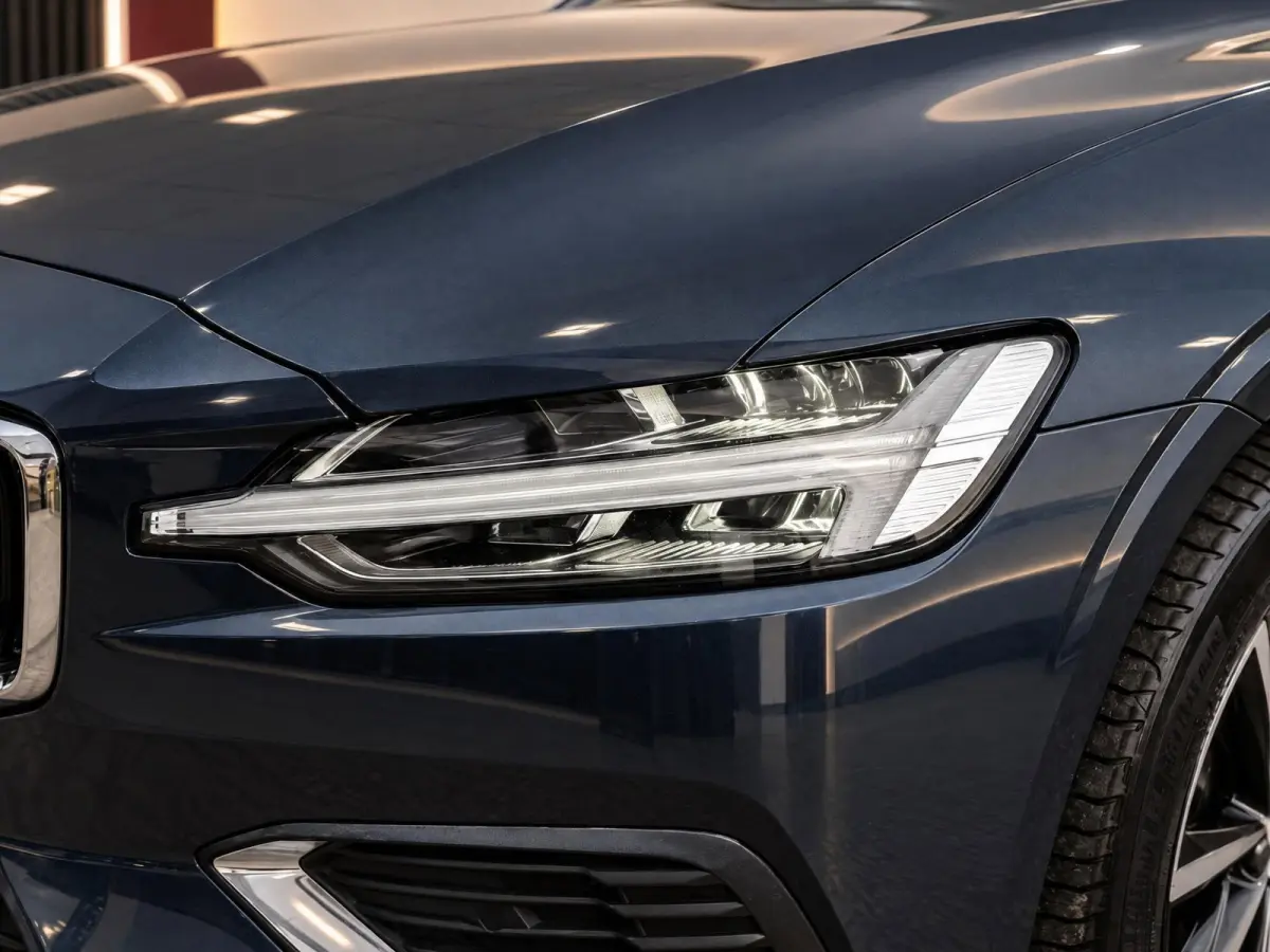 2.0 T6 Plug-in hybrid AWD Ultimate Bright