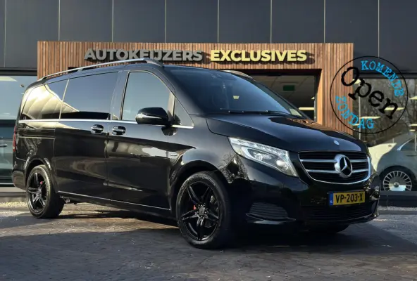 220d Lang DC Edition Navi Leer 5 persoons trekhaak